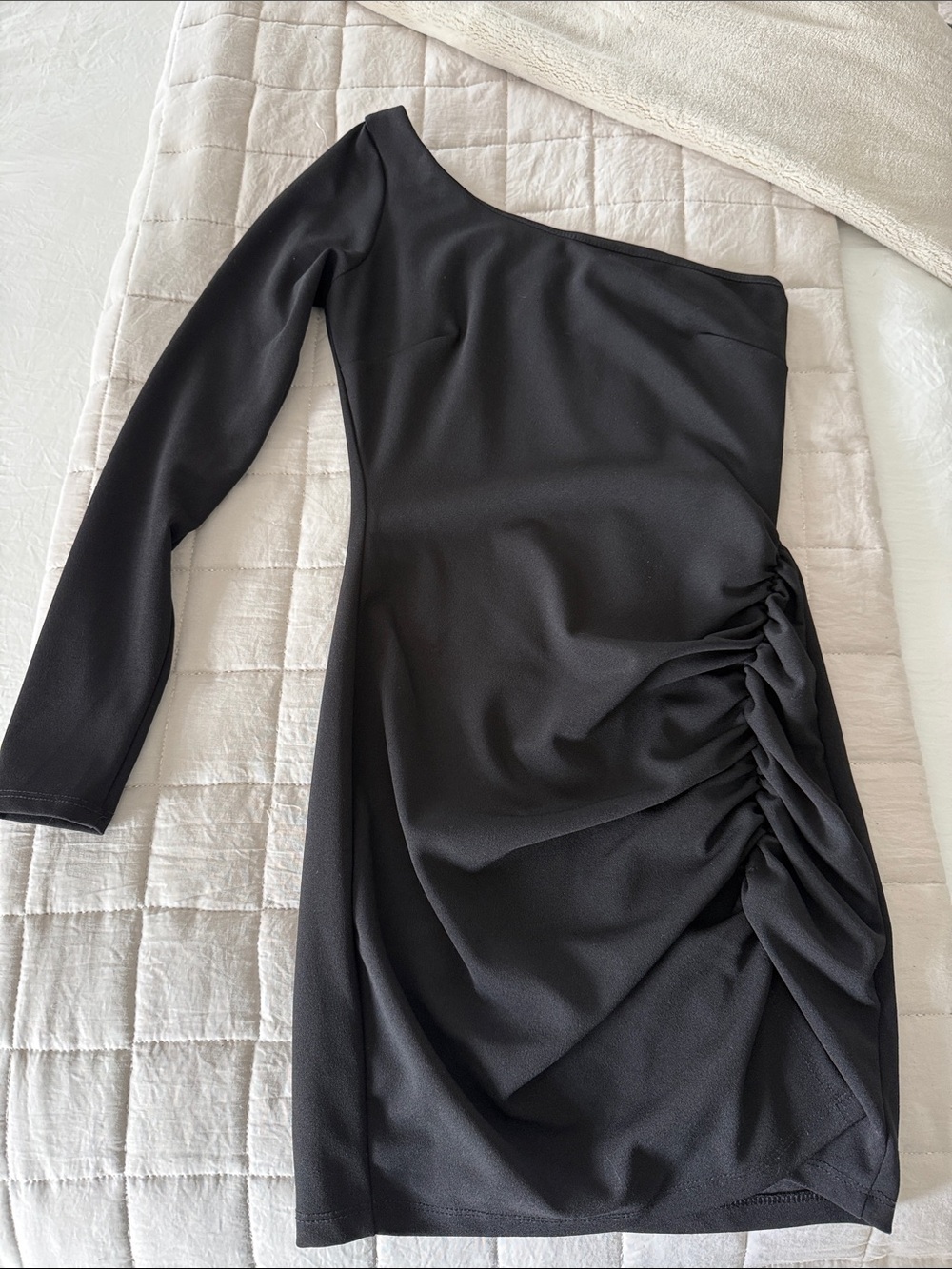 Windsor Black One-Shoulder Ruched Mini Dress